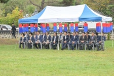 사진으로 보는 의정 > 의정활동 > 공주시 의회  사진으로 보는 의정 > 의정활동 >