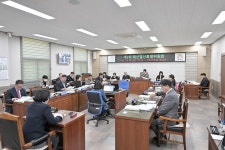 사진으로 보는 의정 > 의정활동 > 공주시 의회  사진으로 보는 의정 > 의정활동 >