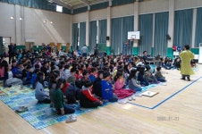 평화작가 한한국 광주 송정동초 희망 토크콘서트 열어