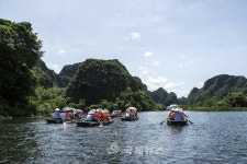어디메쯤에서 시간이 멈춘 곳-작은 하롱베이 린빈