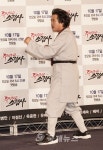 "주먹쥐고 소림사" 육중완 "하늘을 향해 날다"