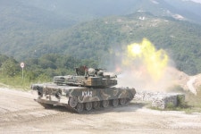 불을 뿜는 K1A2전차