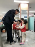 대구 동구, 신암어린이집원생...이웃돕기 성금 기탁 대구 동구,  신암어린이집원생...이웃돕기 성금 기탁
