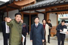 주요 사업 현장 4곳 방문하는 염태영 수원시장