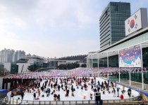용인시청 썰매장, 부모들 요청…월요일에도 개장한다.