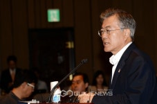 문재인, 양산 구상 공개 임박…대세론 굳히기 돌입