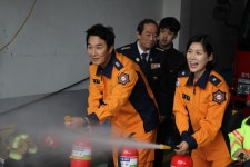 과천소방서, 연예인 이창훈 가족 119홍보대사 위촉