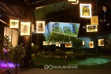 소외계층 위한 통큰 티켓 기부로 본다빈치(주) 감사패 받아