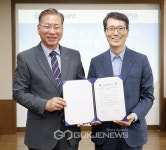 무법변호사 위풍당당 이준기- 당혹 서예지, 이혜영父 제막식 기습!