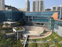 갤러리아 타임월드, 사랑의 빵 떡국 떡 기탁