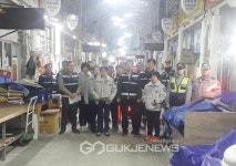 호남고속道 걷던 60대 남성…트럭에 치여 숨져