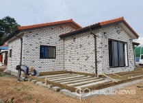 아산 코닝정밀소재(주), 2019 산타원정대 후원금 전달