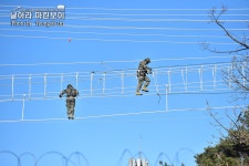 해병닷컴 - 해병대 신병 1264기 3교육대 극기주 - 산악돌격훈련