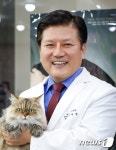 [김재영 원장의 펫토피아] 고양이와 사냥놀이 - 사람과 동물의 행복한 동행 해피펫 [김재영 원장의 펫토피아] 고양이와 사냥놀이