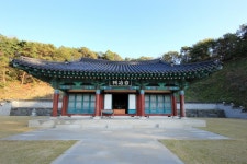 	    [ 김좌진장군생가지 > 홍성12경 > 볼거리 > ]	