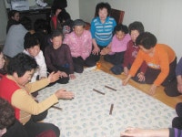 상하국 마을 윷 던지며 흥겨운 하루 보내 - 홍성신문 상하국 마을 윷 던지며 흥겨운 하루 보내