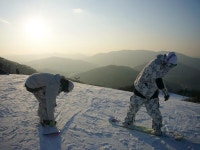 헝그리사진첩 - 베어스 정상에서....