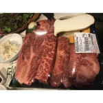 자유게시판 - 한우나 투척하고 갑니다.