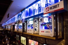 이엠텍, 전 좌석 이엠텍 XENON 지포스 GTX 1070 Ti 장착, 구로구 아이뎁스PC방 오픈 > 최신 뉴스 - 하드웨어 배틀(Hardware Battle)
