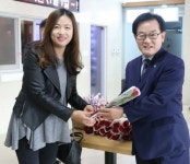 클라운지경북구미 | [경북 시·군정] 구미시, ‘2018년 지역·산업맞춤형 일자리창출 지원사업’ 약정 체결 外 | 일요신문 [경북 시·군정] 구미시, ‘2018년 지역...
