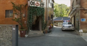 IMCDb.org: 2009 Hyundai Sonata [YF] in Jug-yeo-ju-neun Yeo-ja, 2016 Hyundai Sonata in Jug-yeo-ju-neun Yeo-ja