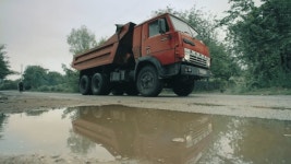 IMCDb.org: KamAZ 5511 in Kontakt, 2019 KamAZ 5511 in Kontakt