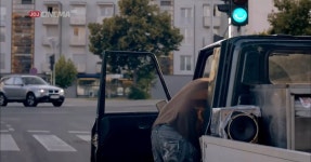 IMCDb.org: BMW X3 [E83] in Šiška Deluxe, 2015 BMW X3 in Šiška Deluxe