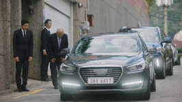 IMCDb.org: 2016 Genesis EQ900 [HI] in 더 케이투 (The K2), 2016 Genesis EQ900 in 더 케이투 (The K2)