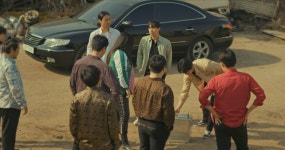 IMCDb.org: 2006 Hyundai Grandeur [TG] in 목스박 (Holy Punch), 2024 Hyundai Grandeur in 목스박 (Holy Punch)