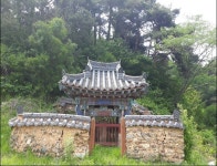 Tourist Guide > Festival > Midsummer Arts and Culture Festival > 열녀남평문씨정려각|Jangsu County Office