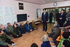 포토에세이(상세) - 송학면 입석1리경로당 새해인사 - 열린시장실