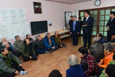 포토에세이(상세) - 송학면 입석1리경로당 새해인사 - 열린시장실