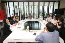  성북구의회 행정기획위원회, 성북마을미디어지원센터 현장방문 - 전국매일신문  성북구의회 행정기획위원회, 성북마을미디어지원센터 현장방문