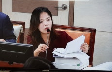  서울시의회 여명 의원, “노골적으로 협동조합형 태양광 발전소 학교 밀어주는 서울시교육청” - 전국매일신문  서울시의회 여명 의원... 