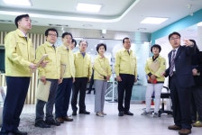  송파구의회 행정보건위, 보건소 소관 시설 방문 - 전국매일신문  송파구의회 행정보건위, 보건소 소관 시설 방문