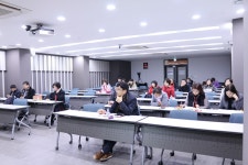 포토갤러리 읽기([교수역량] 2017-2학기 학습자 중심의 창의적 교수법 워크숍(31회차) )
