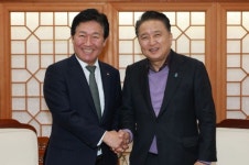 블라인드 | 세계한인무역협회 뉴스