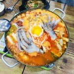 	와~ 곱창전골 맛있다 - 킥오프 와~ 곱창전골 맛있다