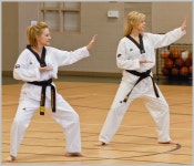 KJCLUB - 프랑스에서 한국의 전통 문화가 화제 비등   