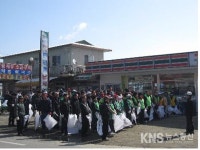 [포토] 강화군 화도면, 동막해변 대청소 실시 - KNS뉴스통신 [포토] 강화군 화도면, 동막해변 대청소 실시