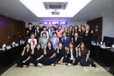 이희숙헤어월드 | ‘2025 OMC 헤어월드’ 대한민국 대표단 출정식 개최 - 대한미용사회중앙회 ‘2025 OMC 헤어월드’ 대한민국 대표단 출정식 개최