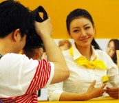 2011 국제사진영상쇼의 인기 큐레이터들 ....