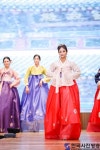 비단너울, 한복패션쇼 창원컨벤션센터에서 성황리에 개최 - 한국사진방송 대한민국예술-
