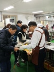  군산시 자치행정국 간부 공무원,‘경로식당 봉사활동’펼쳐