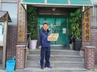  동두천시 로컬드림봉사회, 소요 15통 경로당에 고소한 빵 전달