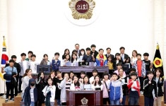 경인투데이뉴스 갈산초등학교, 청학초등학교 인천시의회 의정아카데미 본회의 체험교실 참가
