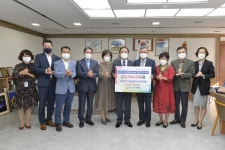 경인투데이뉴스 사)한국기독실업인회 포천지회, 포천교육 발전을 위한 장학 기금 기탁