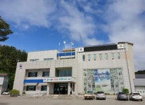 서울 금천구, 호암산자락 불법배드민턴장 생태공원으로 조성:경인투데이뉴스 ≪경인투데이뉴스≫ 서울 금천구, 호암산자락 불법배드민턴장... 