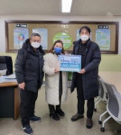 시흥4동 주민자치회, 장학금 전달 및 따뜻한 겨울나기 성금 기탁:경인투데이뉴스 ≪경인투데이뉴스≫ 시흥4동 주민자치회, 장학금 전달 및... 