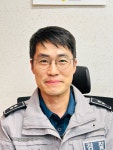 시흥능곡파출소, 호흡곤란으로 파출소에 들어와 도움 요청한 시민 하임리히법으로 극적 구조:경인투데이뉴스 ≪경인투데이뉴스... 